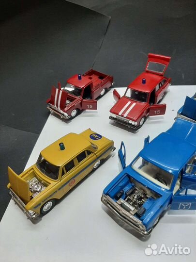 Коллекционные советские модели 1:43 агат/тантал