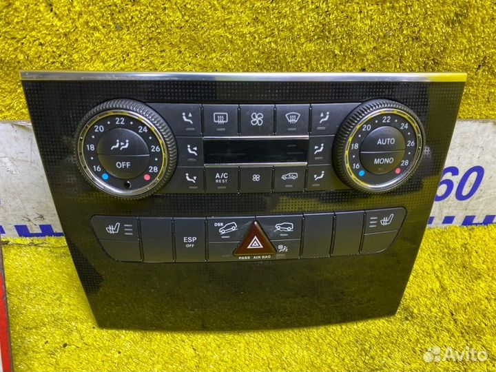 Блок управления климат-контролем передний