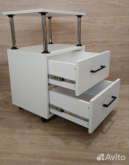 Косметологическая тележка с ящиками