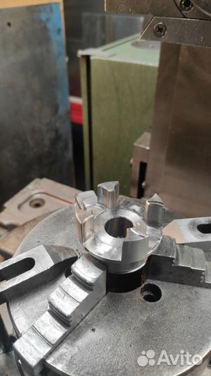 Инженер - конструктор при опытном производстве