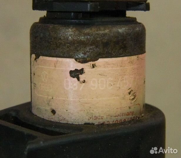 Клапан холостого хода VW Passat B3