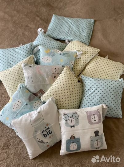 Бортики в кроватку