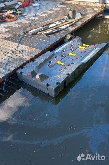 Понтон для гидроцикла (причал, сухой док) dwtr