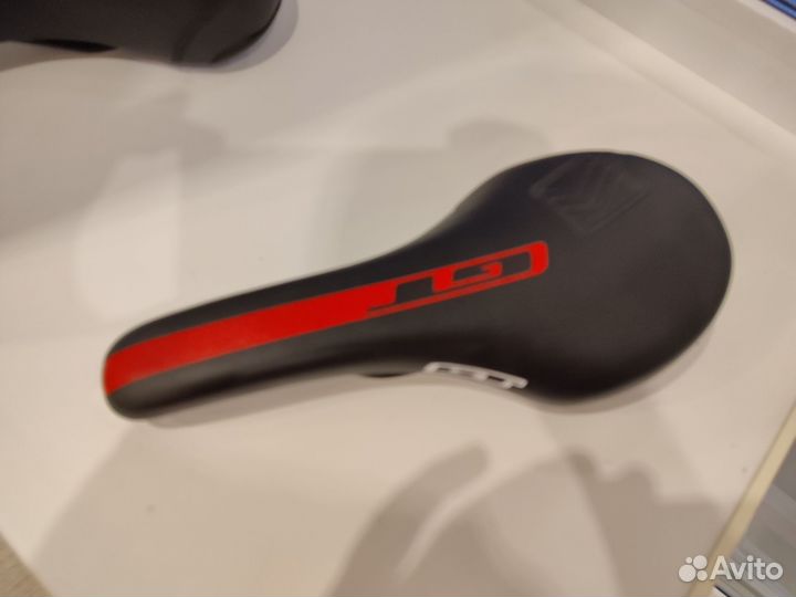 Седло велосипедное gt