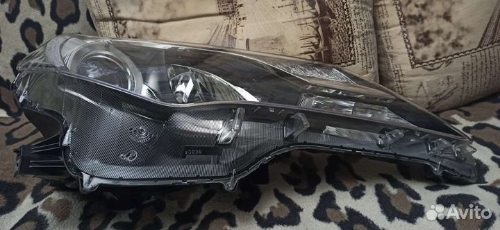 Фары левая правая Toyota rav 4 2012-2015