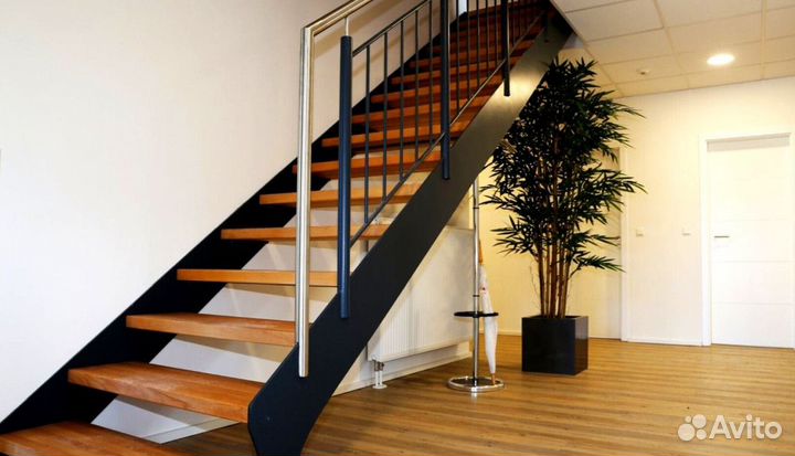 Обшивка ступеней Ясенем