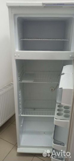Холодильник двухкамерный Минск