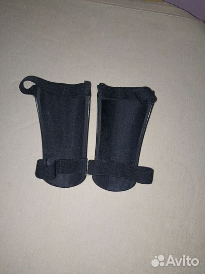 Щитки футбольные adidas