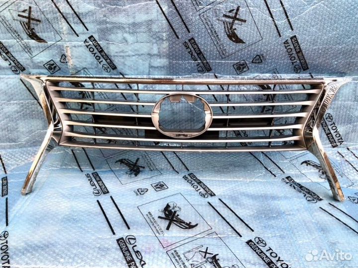 Решетка радиатора передняя Lexus Rx 3 2009-2015