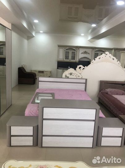 Спальня «Лацио» в стиле Хай-Тэк