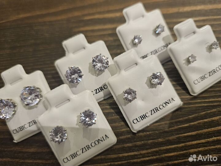 Серьги с цирконами