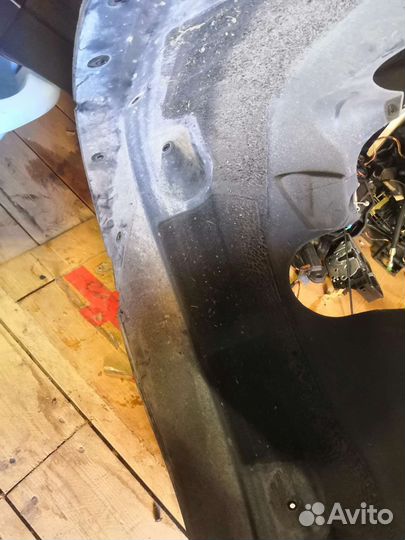 Подкрылок задний левый орига идеал бмв е60 дорест