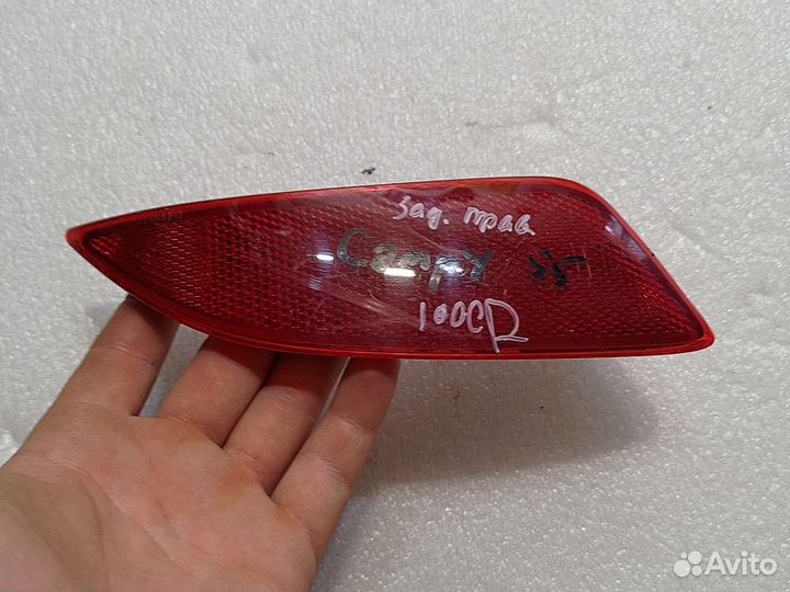 Отражатель задний правый Toyota Camry V55