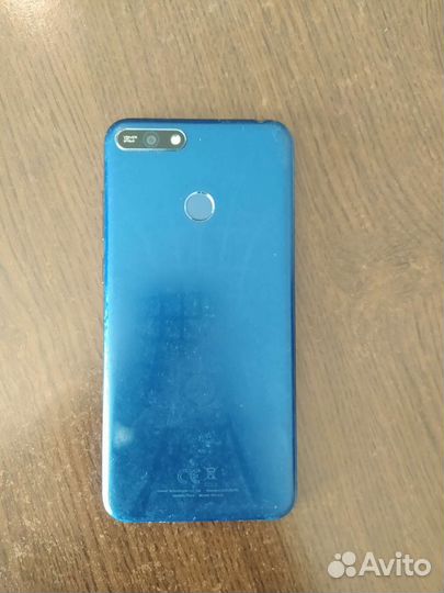 Телефон Huawei y6 бу