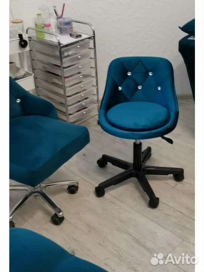 Компьютерное кресло новое