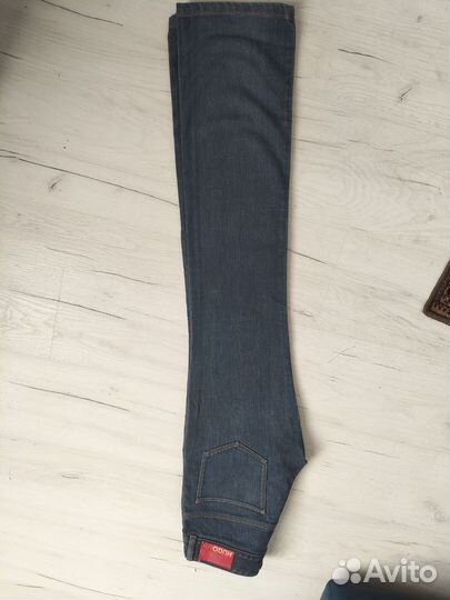 Джинсы