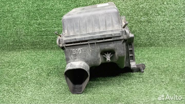 Корпус воздушного фильтра Kia Carens