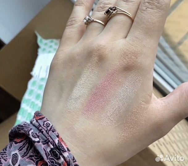 Dior backstage хайлайтер