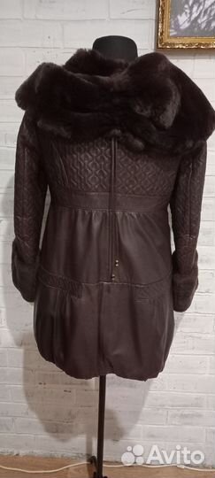 Плащ женский из натуральной кожи размер 50, мех