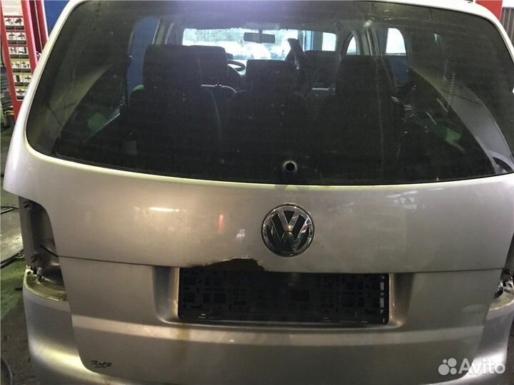 Разбор на запчасти Volkswagen Touran 2003-2006
