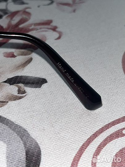 Солнцезащитные очки