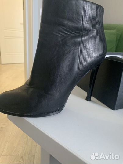 Ботинки женские 38 размера