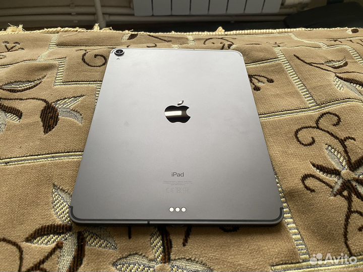 iPad pro 2018 64gb LTE
