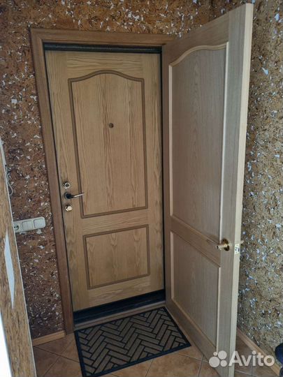 Дверь входная металлическая б/у двойная