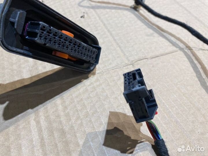 Проводка двери задняя правая Skoda Rapid CWV 2018