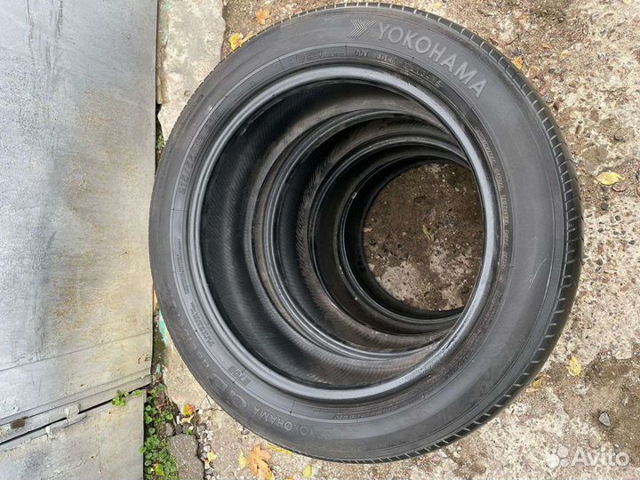 Yokohama dB Decibel E70 215/55 R17