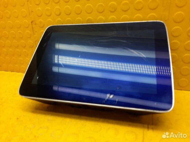 Б/У Дисплей Есть мелкие царапины, оригиналnnУ нас