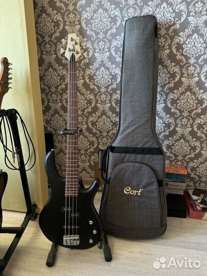 Бас-гитара Cort Action PJ OPB, новая
