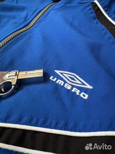 Ветровка umbro