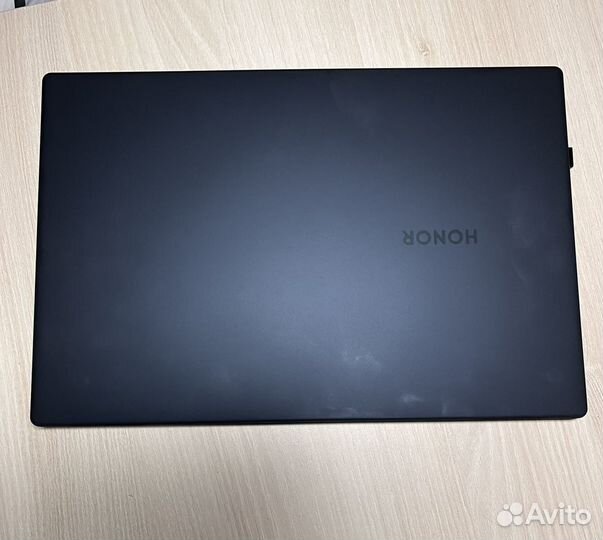 Honor magicbook x14