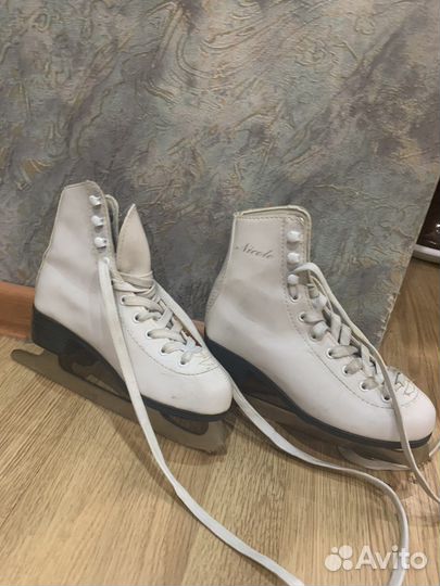 Коньки детские