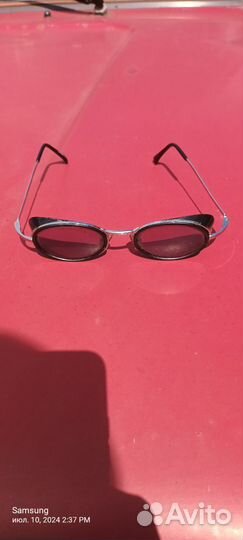 Солнцезащитные очки 