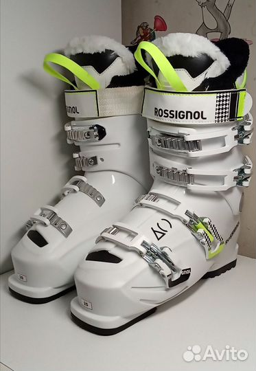 Женские горнолыжные ботинки Rossignol (р. 25,0)