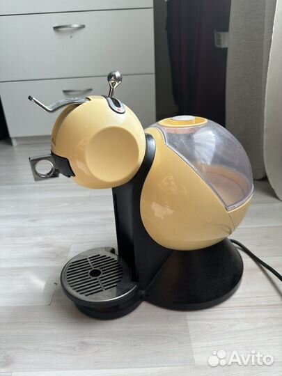 Капсульная кофемашина dolce gusto