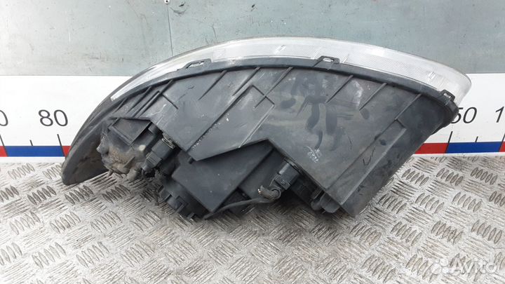 Фара правая Hyundai Santa Fe