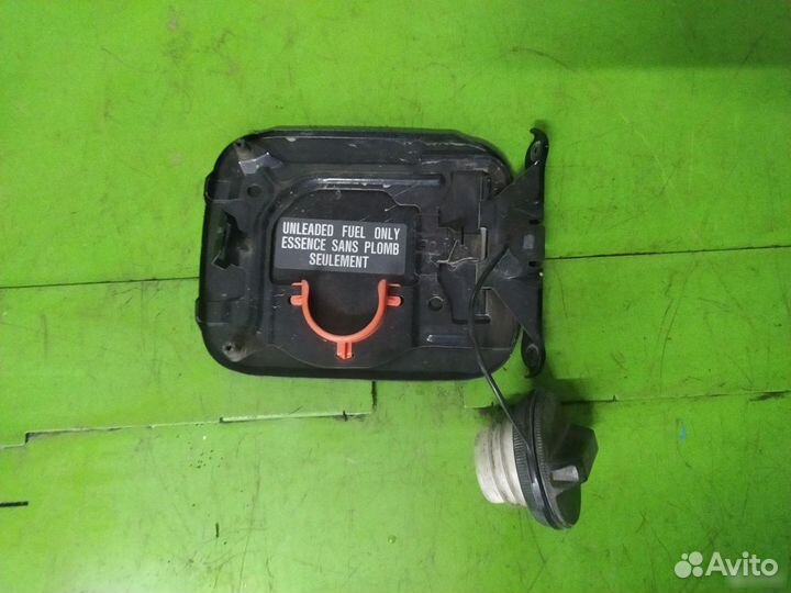 Лючок бензобака для Nissan X-Trail (T30) 2001-2006