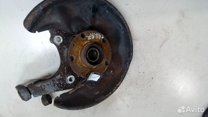 Ступица (кулак, цапфа) правая задняя Audi A8 (D3)