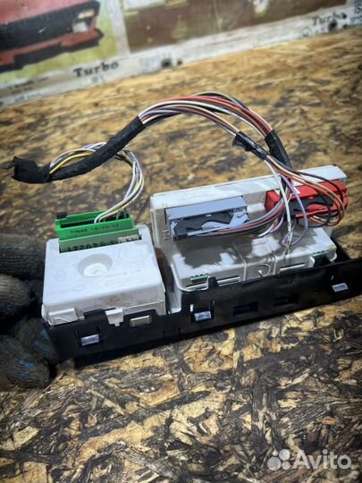 Дисплей информационный Рено Лагуна 2