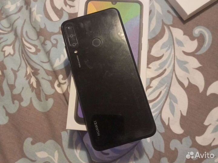 Телефон Huawei Y6p бу