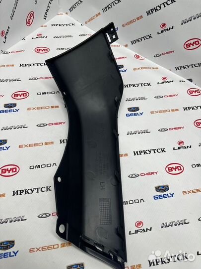 Накладка переднего бампера нижняя левая передняя