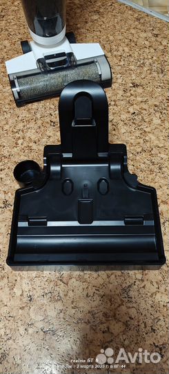 Пылесос вертикальный беспроводной KaringBee M1