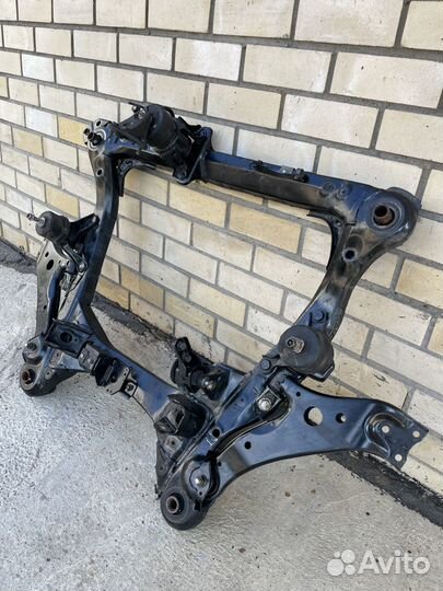 Highlander 3 III RX 2013- Подушка Двигателя опора