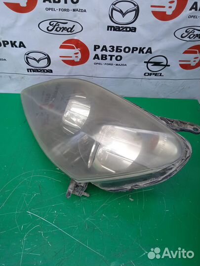 Фара левая Opel Zafira B