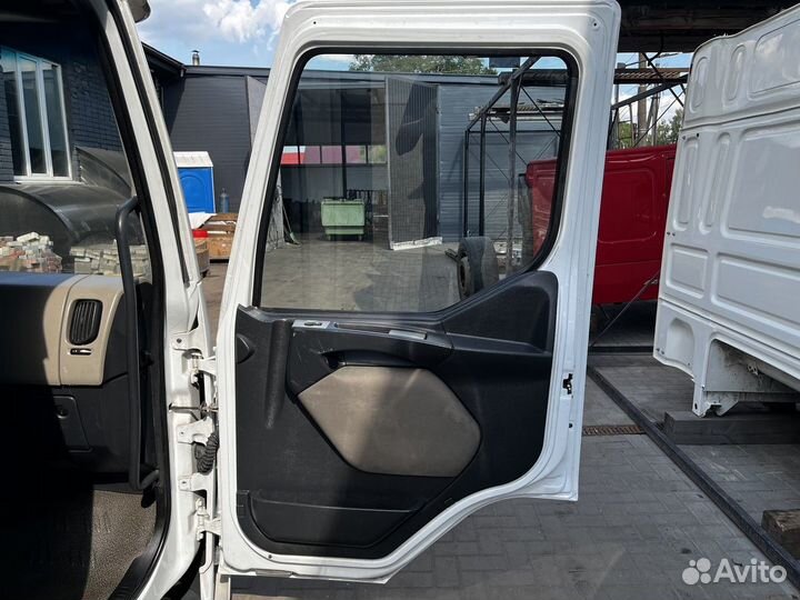 Кабина Renault Premium