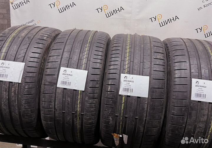 Pirelli P Zero PZ4 285/30 R22 94Y