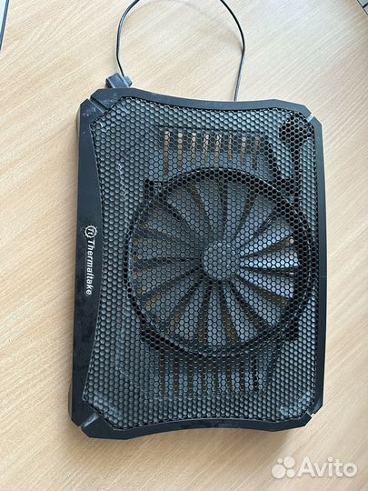 Подставка с охлаждением для ноутбука